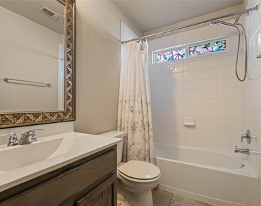 308 Moulins Ln - Photo Thumbnail 23