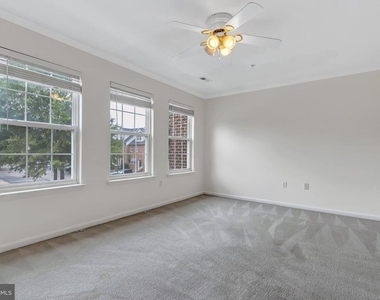 10030 Tallahassee Place - Photo Thumbnail 12