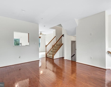 10030 Tallahassee Place - Photo Thumbnail 8
