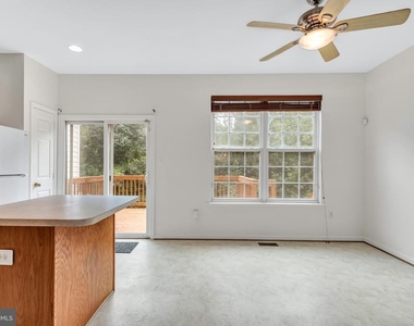 10030 Tallahassee Place - Photo Thumbnail 6