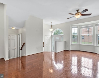 10030 Tallahassee Place - Photo Thumbnail 9