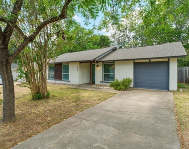 7404 Lunar Dr - Photo Thumbnail 2