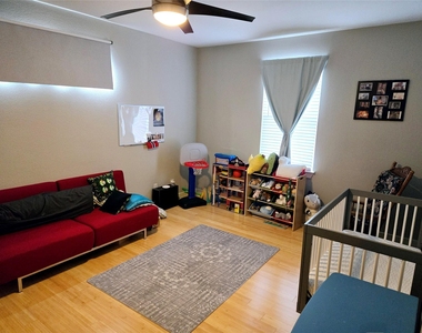 3004 Neal St - Photo Thumbnail 5