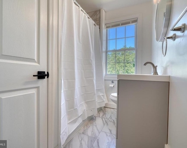 1722 Edgewood Road - Photo Thumbnail 17