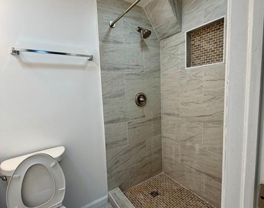 639 Glynock Place - Photo Thumbnail 25