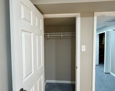 639 Glynock Place - Photo Thumbnail 29