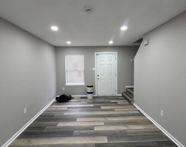 639 Glynock Place - Photo Thumbnail 10