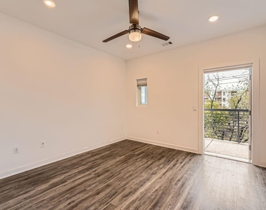 5924 S Congress Ave - Photo Thumbnail 20