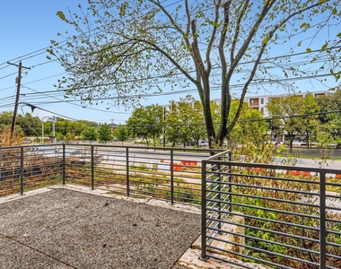 5924 S Congress Ave - Photo Thumbnail 37