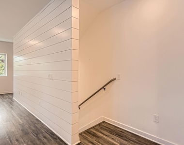 5924 S Congress Ave - Photo Thumbnail 19