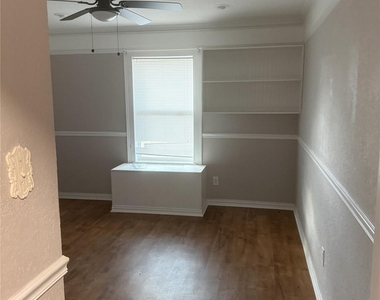 1005 #7 Hazelton St - Photo Thumbnail 1