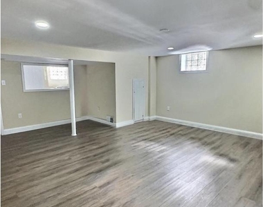 4235 Norfolk Avenue - Photo Thumbnail 14