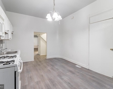 1426 Mcculloh Street - Photo Thumbnail 6
