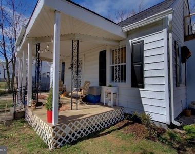 2924 Virginia Avenue - Photo Thumbnail 3