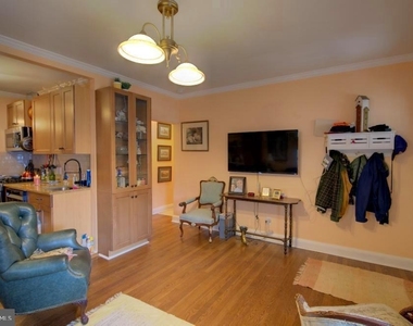 2924 Virginia Avenue - Photo Thumbnail 4
