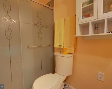 2924 Virginia Avenue - Photo Thumbnail 16