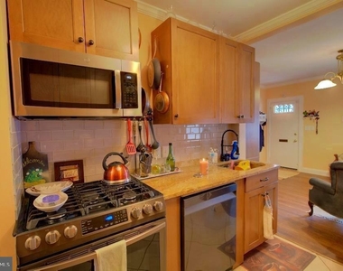 2924 Virginia Avenue - Photo Thumbnail 8