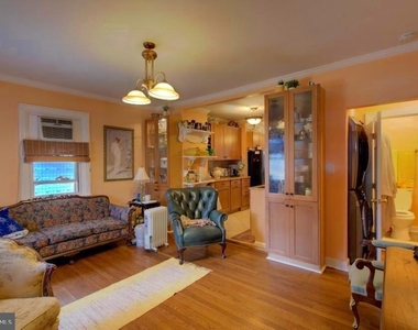 2924 Virginia Avenue - Photo Thumbnail 5