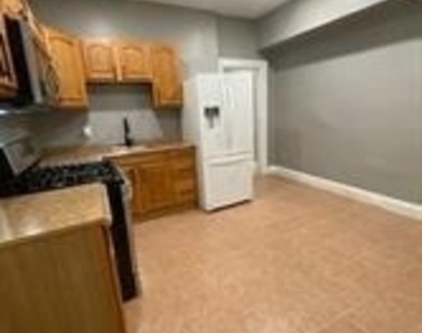3411 Fairview Avenue - Photo Thumbnail 4