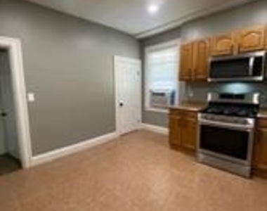 3411 Fairview Avenue - Photo Thumbnail 7