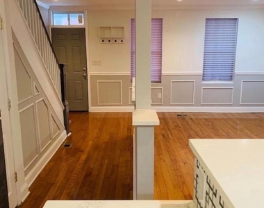 617 Montpelier Street - Photo Thumbnail 7