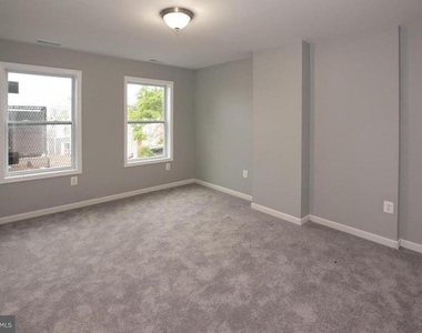 745 Dolphin Street - Photo Thumbnail 6