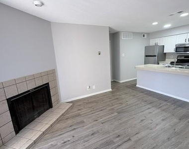 8888 Tallwood Dr - Photo Thumbnail 2