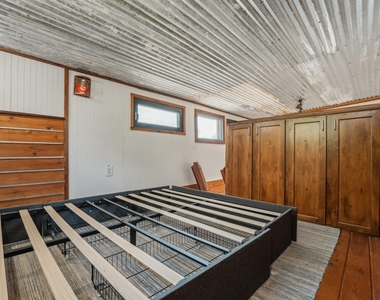 15211 Fitzhugh Rd - Photo Thumbnail 10