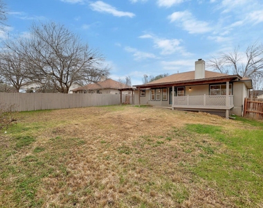 214 Crystal Knoll Blvd - Photo Thumbnail 20