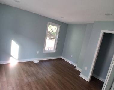 219 Independence Street - Photo Thumbnail 11