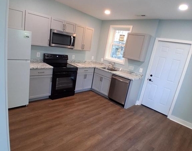 219 Independence Street - Photo Thumbnail 15