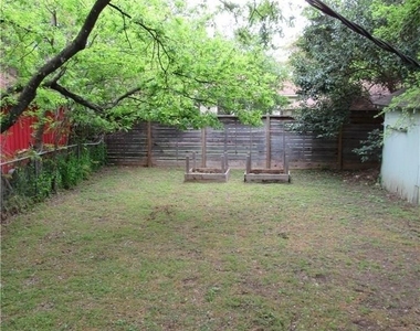 1715 Briar St - Photo Thumbnail 11