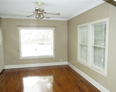 1715 Briar St - Photo Thumbnail 1