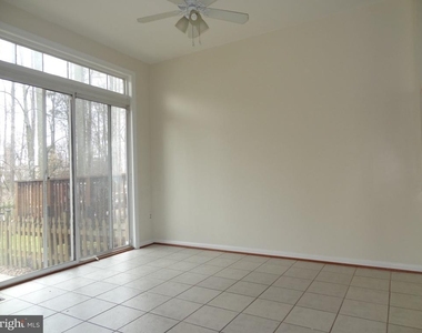 836 Knob Court - Photo Thumbnail 6