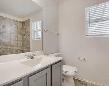 125 Guardian Angel Ct - Photo Thumbnail 10