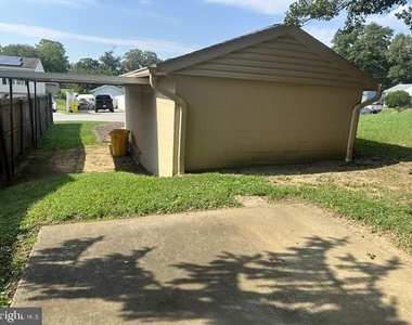 906 Rosedale Avenue - Photo Thumbnail 26