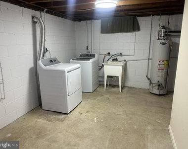 906 Rosedale Avenue - Photo Thumbnail 23