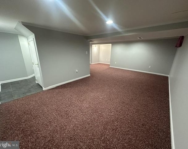 906 Rosedale Avenue - Photo Thumbnail 19
