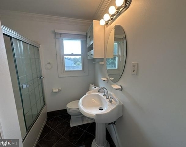 906 Rosedale Avenue - Photo Thumbnail 13