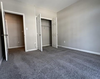 7506 Stoney Run Drive - Photo Thumbnail 22