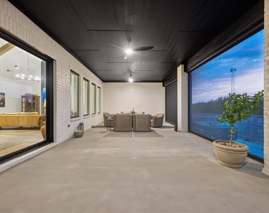 437 Trabuco Bnd - Photo Thumbnail 24