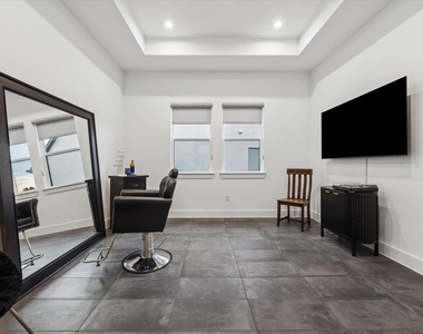 437 Trabuco Bnd - Photo Thumbnail 23
