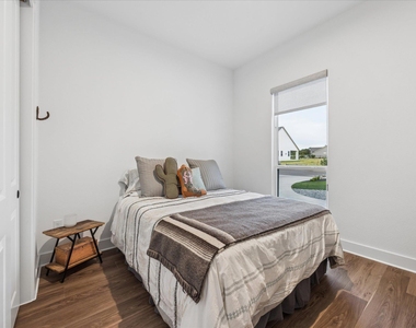 437 Trabuco Bnd - Photo Thumbnail 19