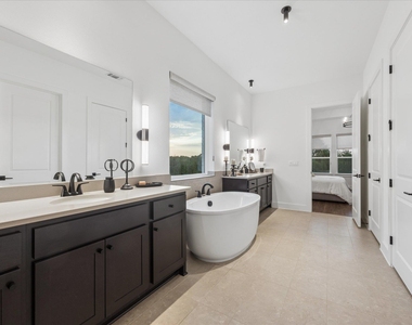 437 Trabuco Bnd - Photo Thumbnail 18