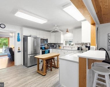 29444 Cedar Neck Road - Photo Thumbnail 8