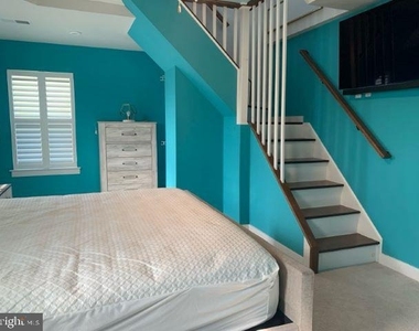 32336 Peregrine Way - Photo Thumbnail 12