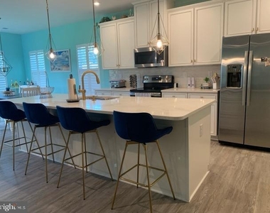 32336 Peregrine Way - Photo Thumbnail 3