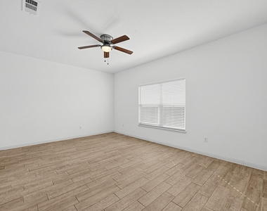 172 Allington Cir - Photo Thumbnail 7