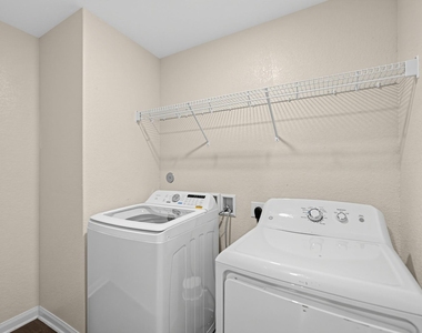 172 Allington Cir - Photo Thumbnail 17