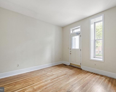 1401 Delaware Avenue - Photo Thumbnail 12